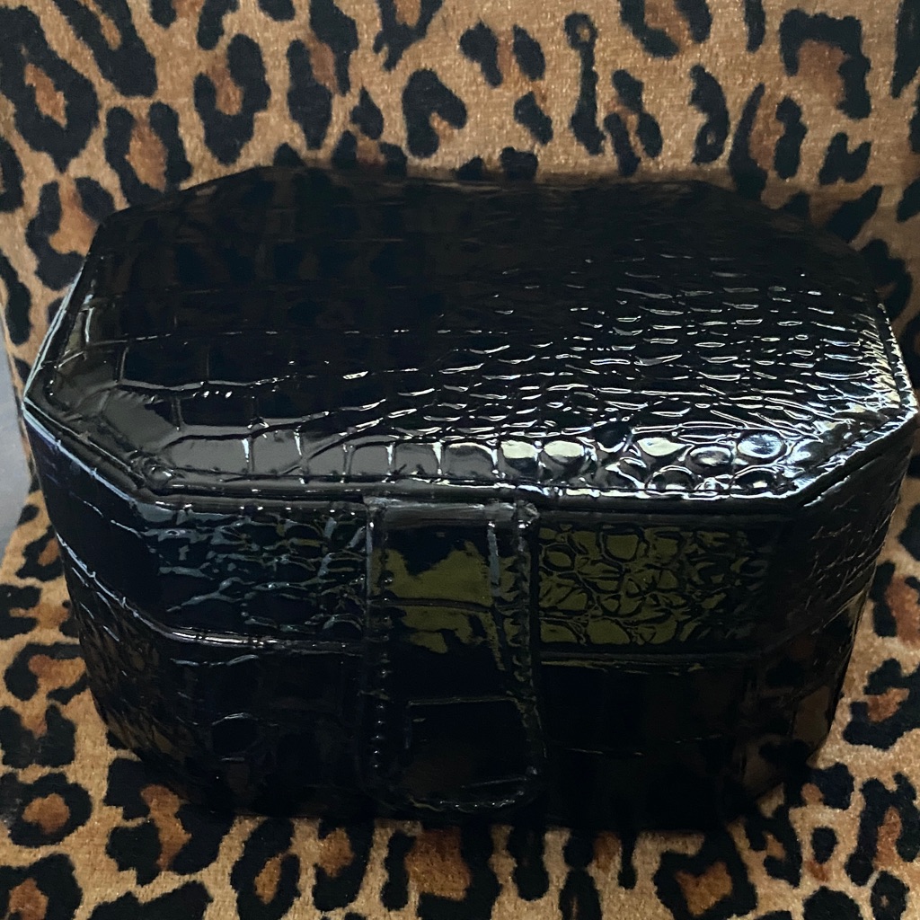 Vintage Black CrocodileEmbossed Jewelry Box Vintage Black CrocodileEmbossed Jewelry Box